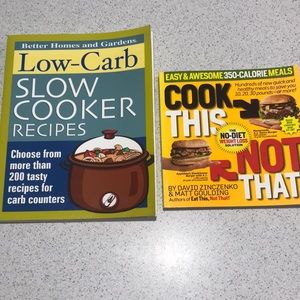 Bundle of two cookbooks.